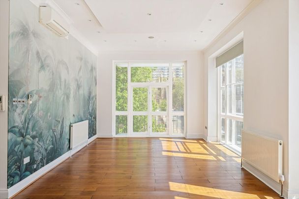 Seven bedroom house available to rent in Gloucester Square, W2. - Photo 1