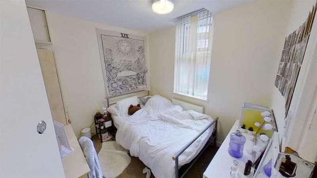 Peveril Street, Nottingham, NG7 - Photo 1