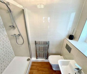 Pearse Close, Penarth, CF64 - Photo 2