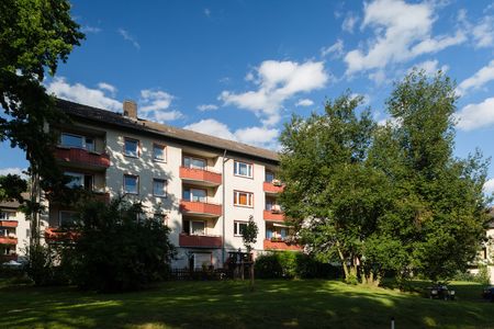 Gute geschnittene Wohnung mit Balkon - Foto 5