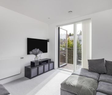 3 bedroom terraced house to rent - Photo 2
