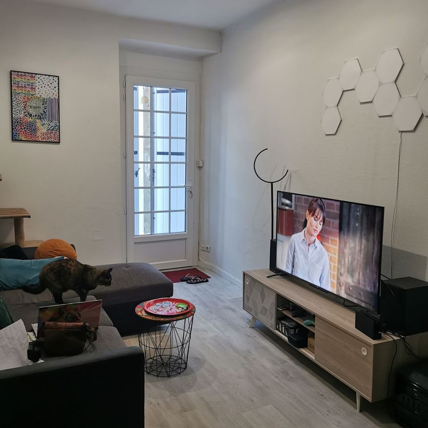 Location Appartement 2 pièces 42m² ANGOULEME 16000 - Photo 1