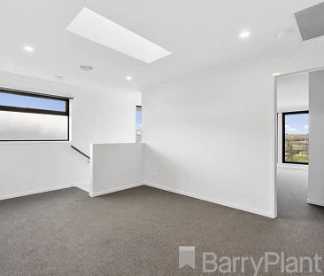 4 Altura Drive, Truganina VIC 3029 - Photo 1