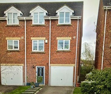 3 bedroom terraced house to rent - Photo 1