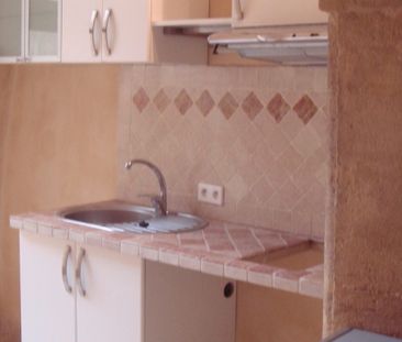 APPARTEMENT 1 PIECE - COUR DE 15M² - Photo 6