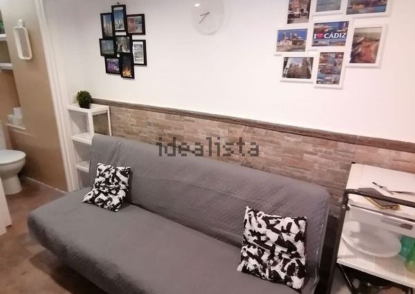 Alquiler de piso en Calle pasquín, 25