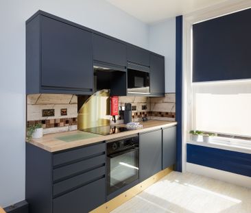 2 bedroom apartment to rent Ashburton Road, Southsea - Photo 3