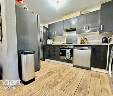 3 bedroom detached house to rent - Photo 1