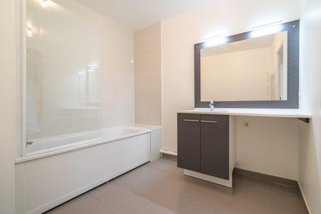 location Appartement T2 DE 45.1m² À VILLIERS SUR MARNE - Photo 5