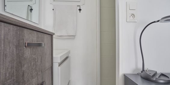 GAMBETTA C Roommate 4 Bedrooms at Reims - Photo 3