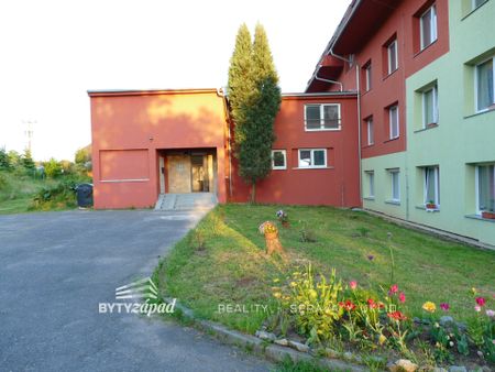 Pronájem bytu 1+kk a garsoniéry 25 m² - Fotografie 4