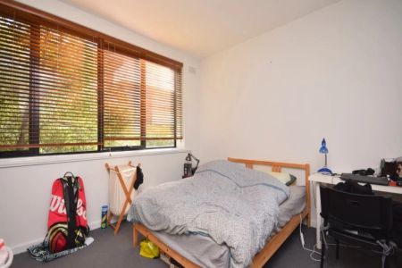 GOOD SIZED TWO BEDROOM APARTMENT - Photo 3