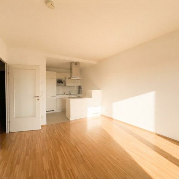 Moderne 2-Zi-Wohnung mit Loggia, Fußbodenheizung & Aufzug in 1120 Wien, 48m², €931! - Foto 1