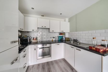 1 bedroom flat to rent - Photo 5