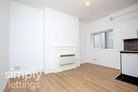 1 Bed property for rent - Photo 4