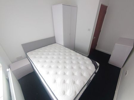 Roscoe Street, Liverpool. - Photo 4