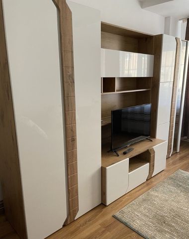 Garsoniera de inchiriat zona Universitate - Fotografie 2