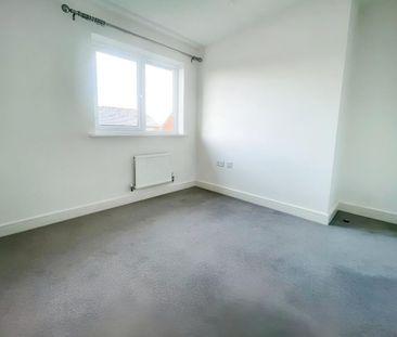 4 bedroom detached house to rent - Photo 1