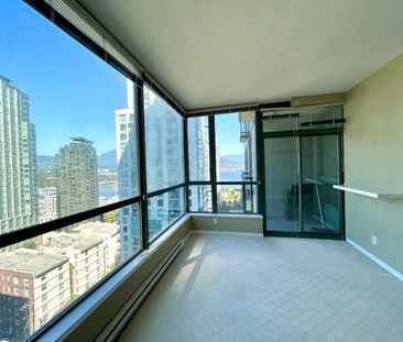 1 bed + flex, 1 bath unit in Coal Harbour, Fantastic City View - Photo 1