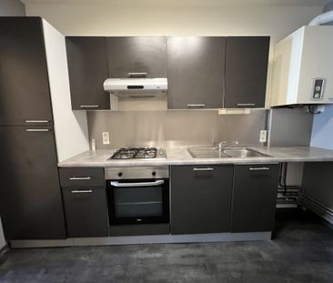 Location Appartement 3 pièces 59m² EPERNAY 51200 - Photo 4