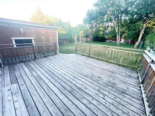 For Lease - 316 Gells Road Unit# Upper, Richmond Hill, Ontario - Photo 1