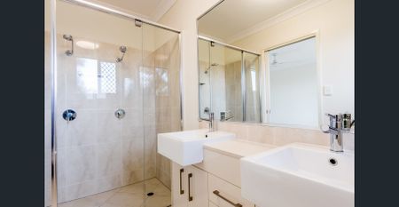 THE PINNACLE OF QUALITY & LOCATION - Photo 3