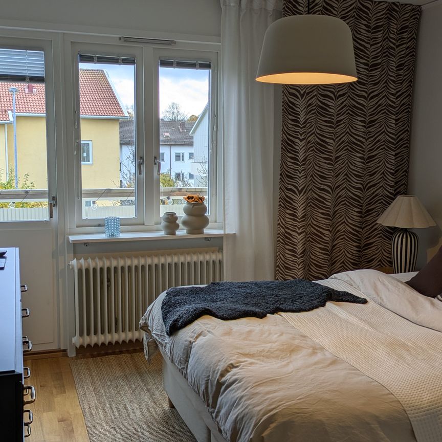 Hallbovägen, Alingsås - Foto 1