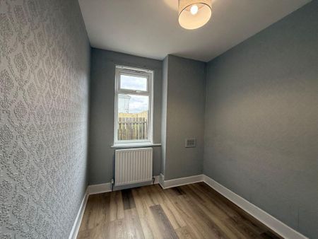 2 bed lower flat to rent in NE15 - Photo 2
