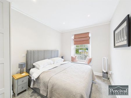 1 bedroom apartment to rent - Photo 2