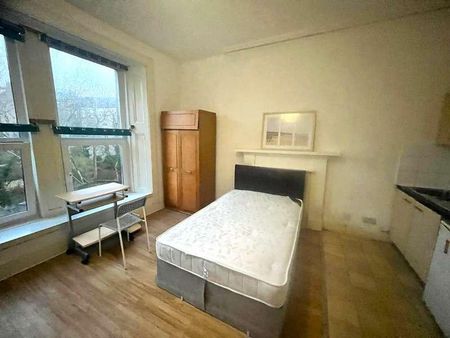 Kelvin Drive, West End, Glasgow, G20 - Photo 3