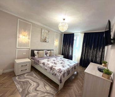 Garsonier de închiriat, 40 mp, parcare, zona Centru - Photo 2
