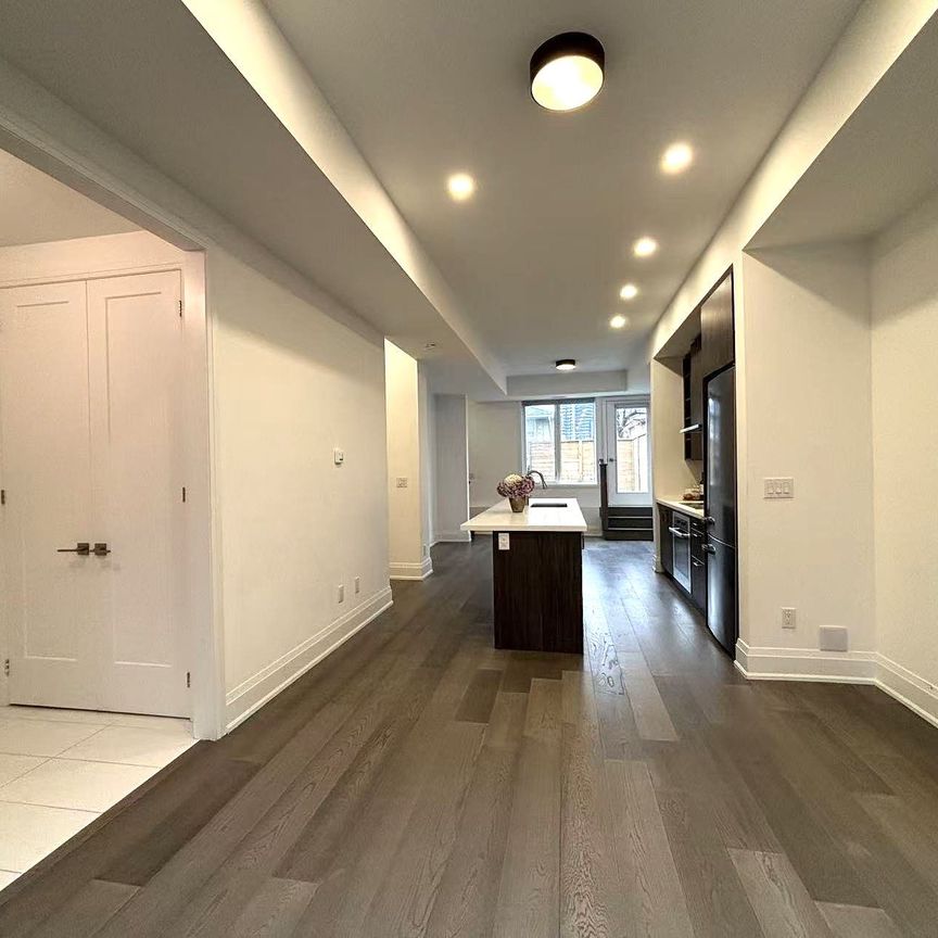 For Lease - 35 Dervock Crescent Unit# 3, Toronto, Ontario - Photo 1