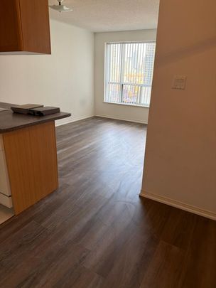 For Lease - 887 Bay Street Unit# 1501, Toronto, Ontario - Photo 1