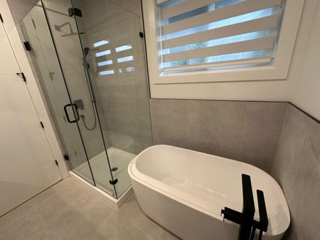 An Upper-Level Unit in a Quiet Neighborhood - Photo 5