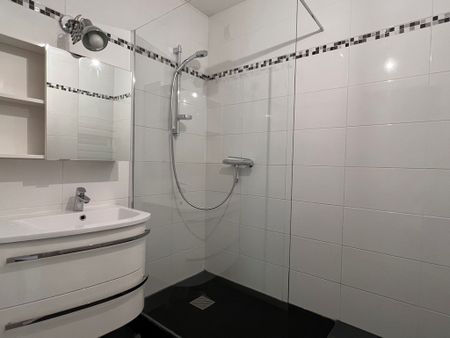 Appartement T2 de 51m2 en rez de jardin - Photo 2