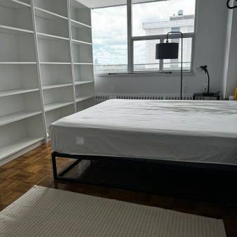 Cozy Flex Room - Affordable Price (Very Close to Subway) - Photo 3