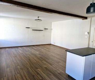 Appartement 71 m2 avec cave et stationnement - Photo 3