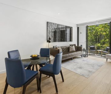 Private light-filled apartment in the heart of Cremorne (Rear of bl... - Photo 3