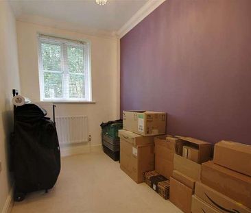 Westway, Copthorne, Crawley, RH10 - Photo 4
