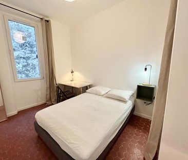 Location Appartement 5 pièces Meublé 92m² MARSEILLE 3ème - Photo 5