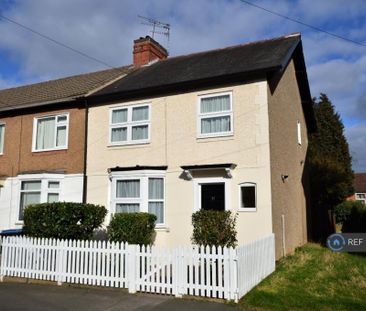 4 bedroom end of terrace house to rent - Photo 2