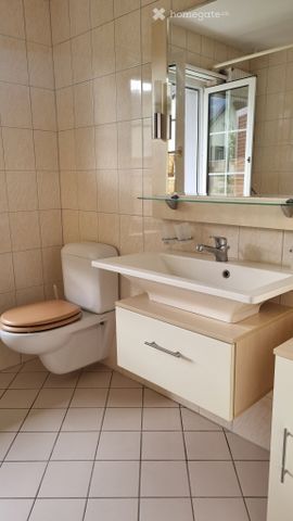 4.5-Zimmer-Reiheneckhaus mit Garten und 2 Parkplätzen - Photo 3