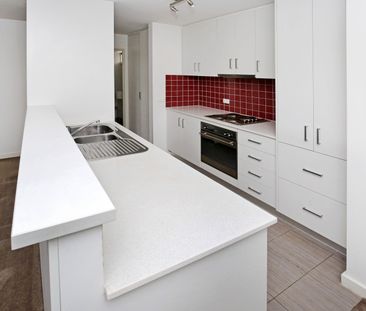 11/225 Buckley Street, Essendon VIC 3040 - Apartment For Rent | Domain - Photo 2