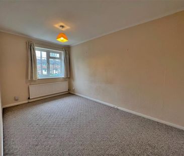 3 bedroom apartment to rent - Photo 3