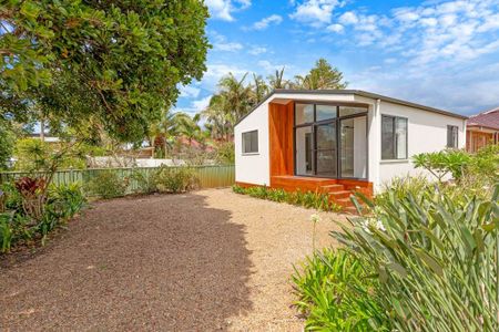 Coastal Living - water included - Photo 5