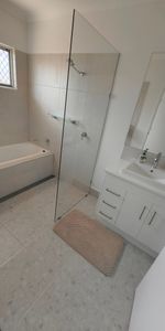 Smithfield - Photo 3