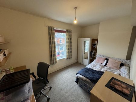 5 bedroom house to rent - Photo 4