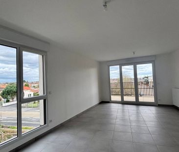 Appartement 4 pièces - - Photo 1