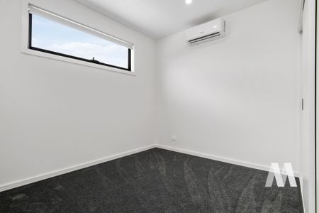 704 Grand Boulevard, Mickleham VIC 3064 - Townhouse For Rent | Domain - Photo 2