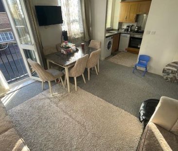 1 Bedroom Flat To Let - Photo 2